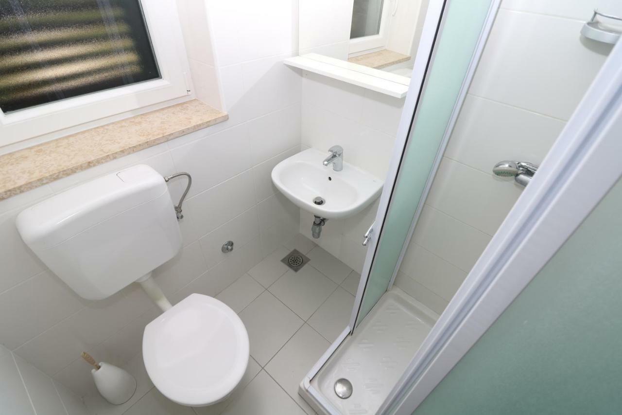 Double Rooms Jasna With Sea View Башка Экстерьер фото